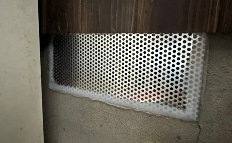 ネズミ・イタチによる被害　T様邸　駆除実績