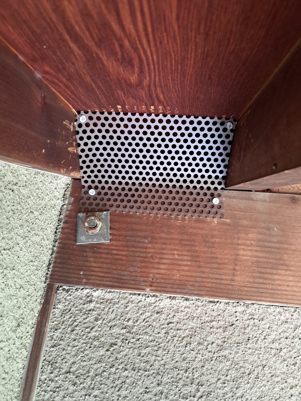 佐賀県鳥栖市　イタチによる被害　S様邸　駆除実績