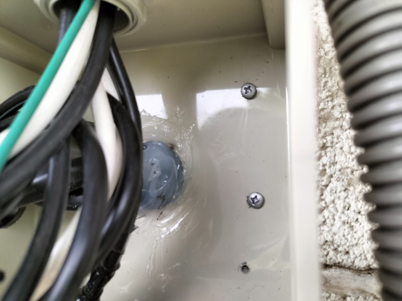 佐賀県神崎市　アライグマによる被害　M様邸　駆除実績