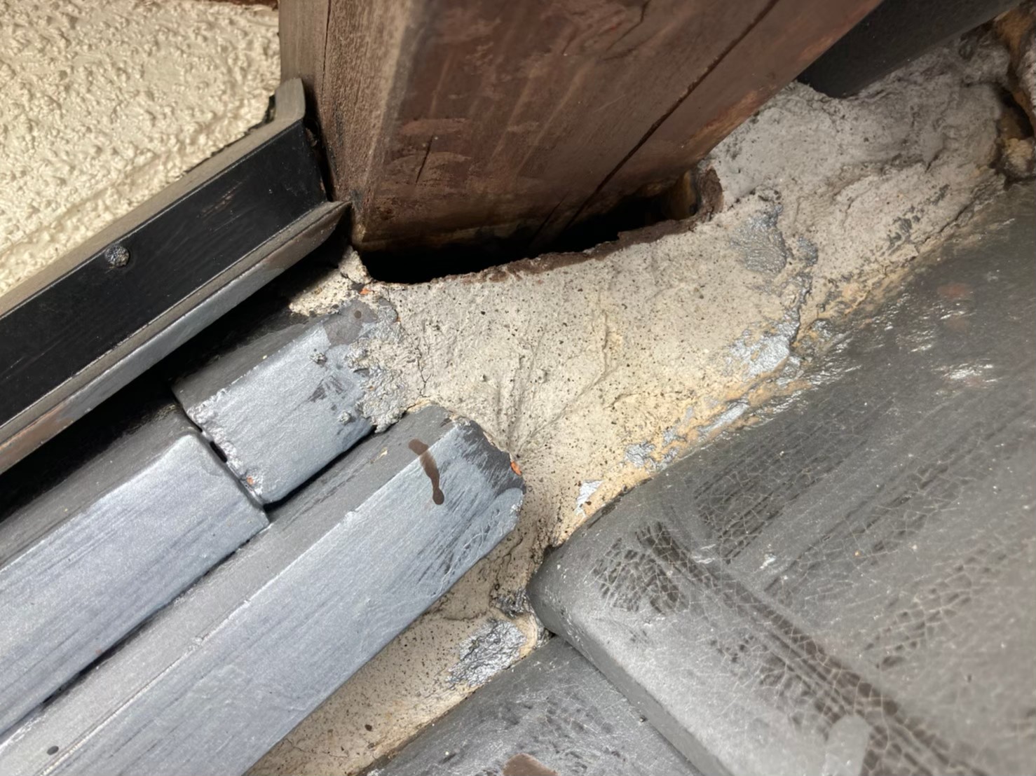 イタチによる被害　Y様邸　駆除実績