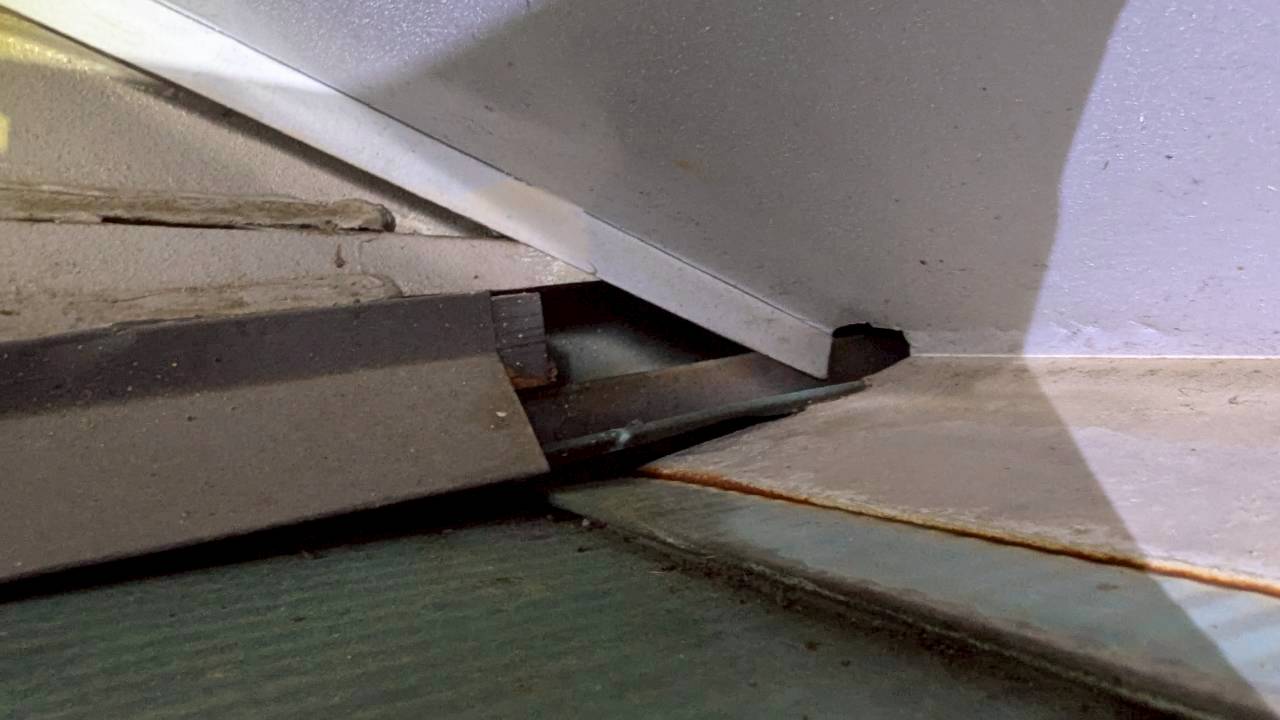 福岡県宗像市　ネズミによる被害　O様邸　駆除実績