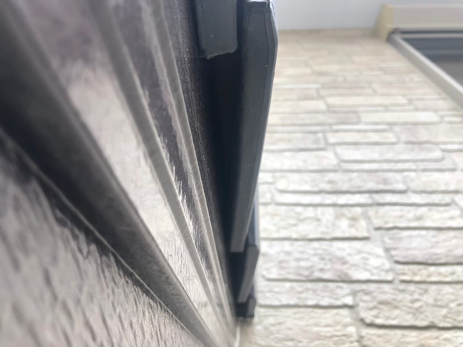 コウモリによる被害　O様邸　駆除実績